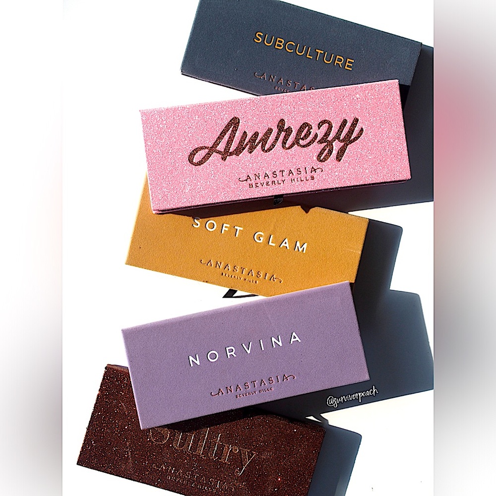 Anastasia Beverley Hills Gift Set Bundle!!!!!!